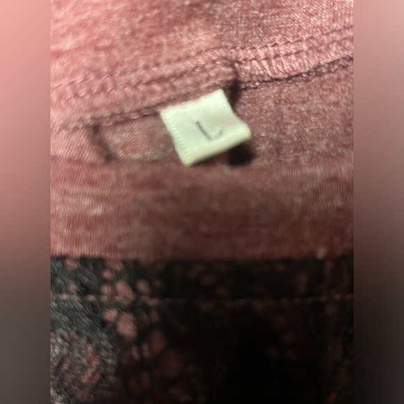 Lace Detail Pink Shirt - Picture 3 of 3